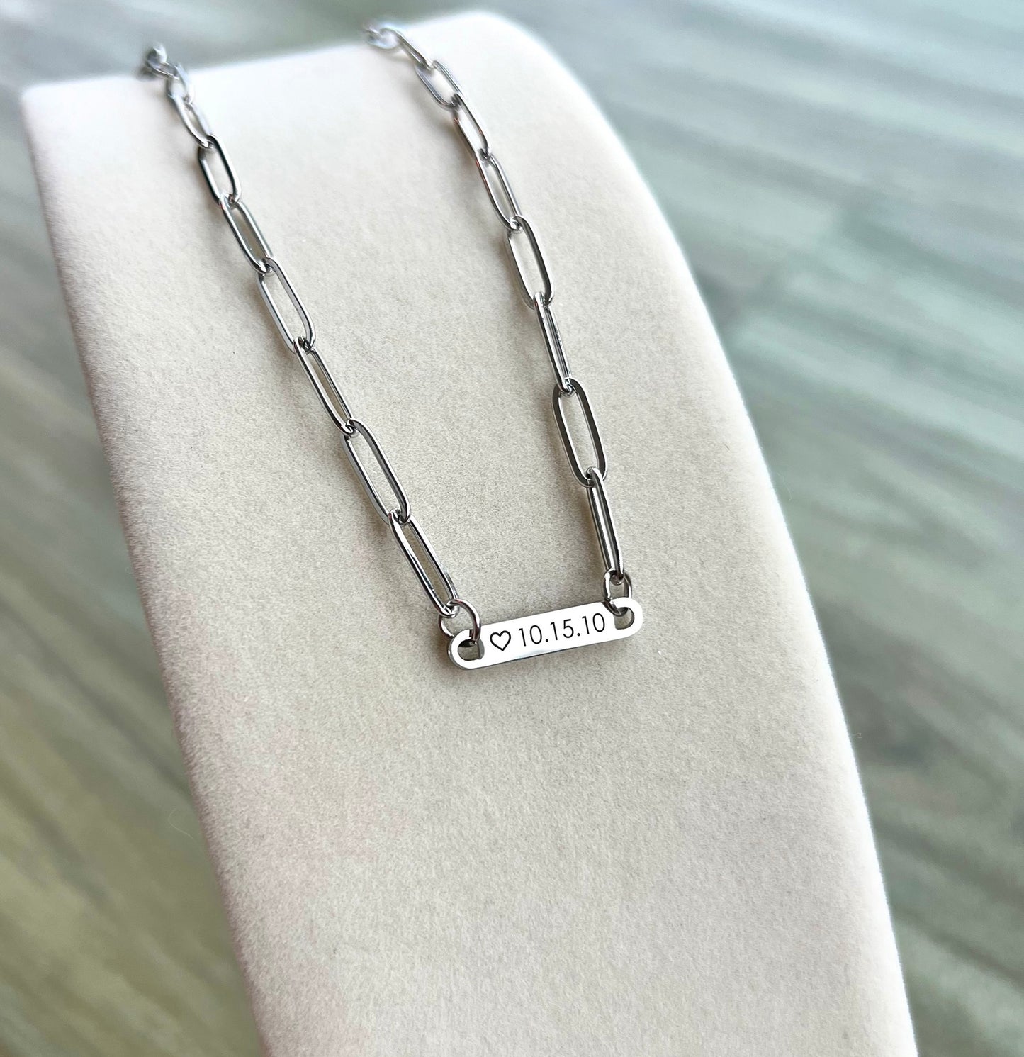 18K PVD PAPERCLIP Stainless Steel Bar Necklace